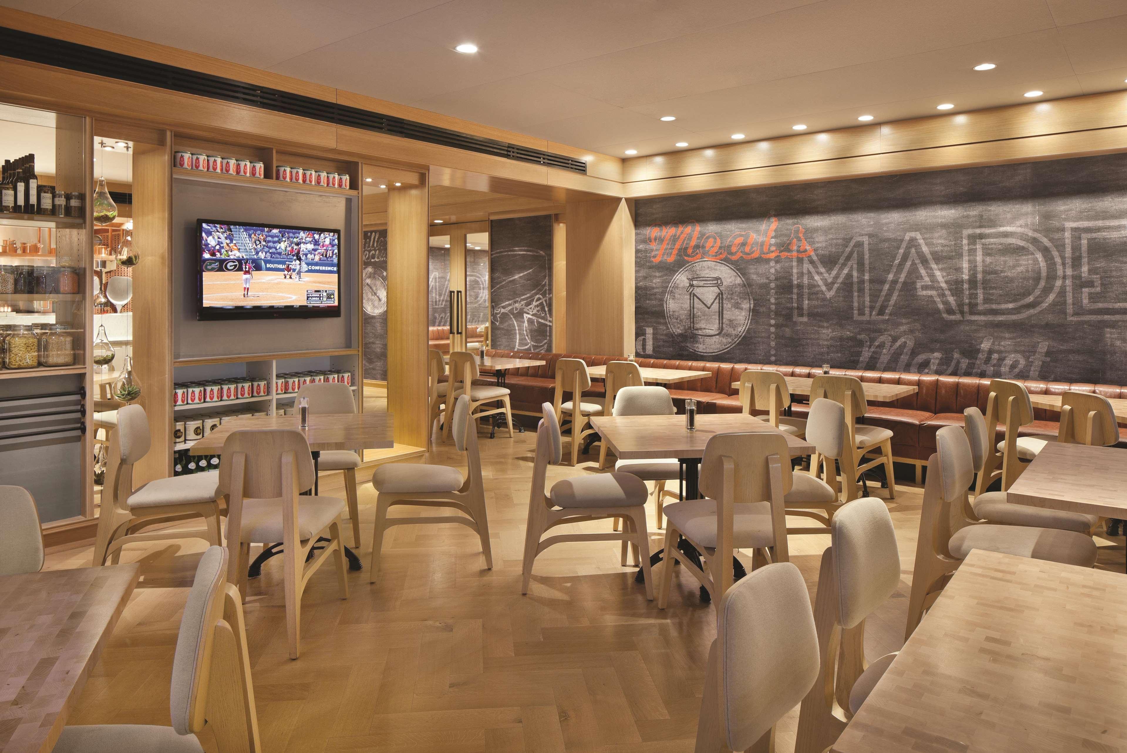 Doubletree By Hilton North Charleston - Convention Center Hotel Bagian luar foto