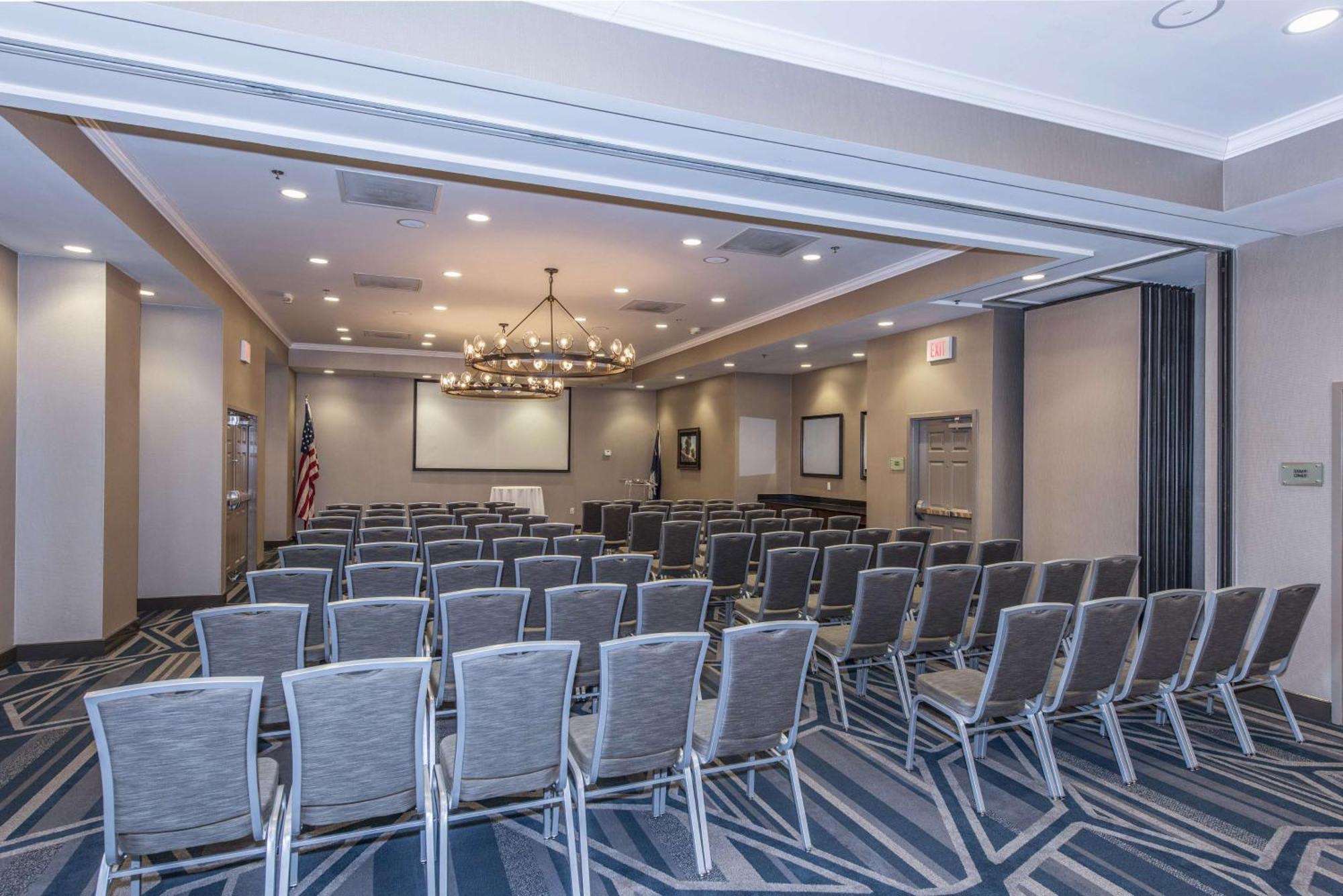 Doubletree By Hilton North Charleston - Convention Center Hotel Bagian luar foto