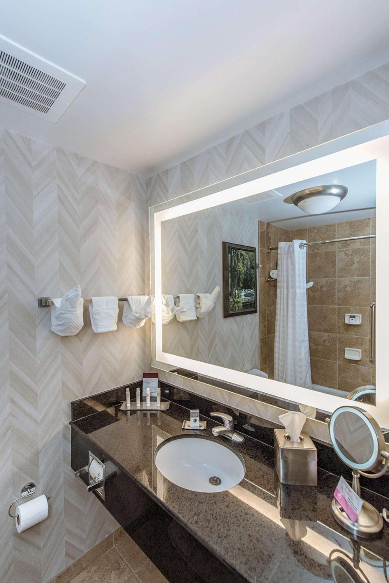 Doubletree By Hilton North Charleston - Convention Center Hotel Bagian luar foto