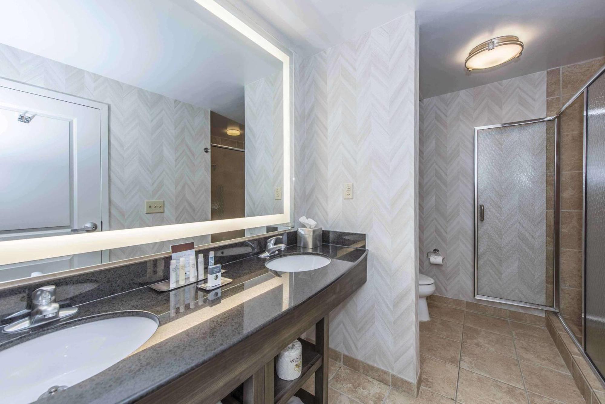 Doubletree By Hilton North Charleston - Convention Center Hotel Bagian luar foto