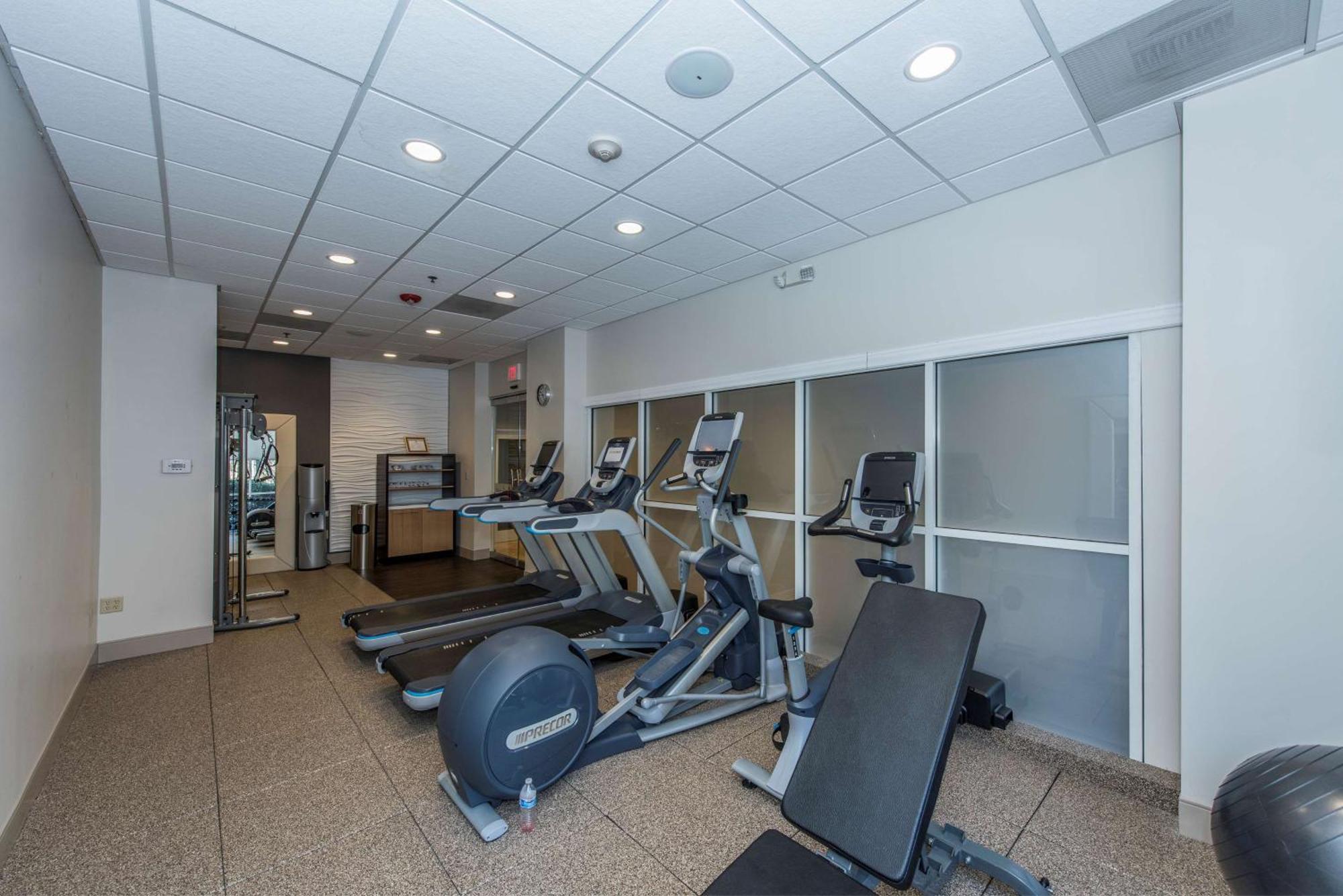 Doubletree By Hilton North Charleston - Convention Center Hotel Bagian luar foto