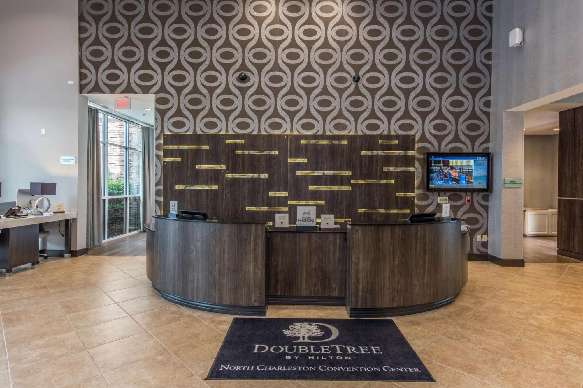 Doubletree By Hilton North Charleston - Convention Center Hotel Bagian luar foto