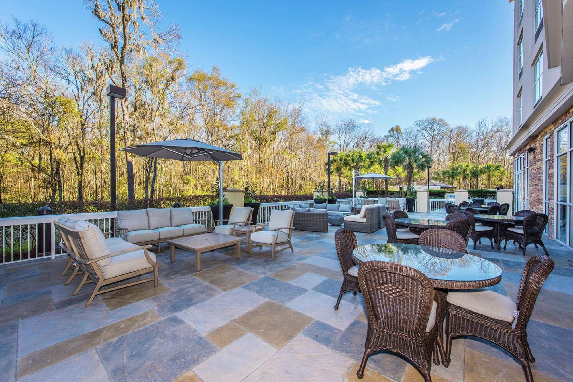 Doubletree By Hilton North Charleston - Convention Center Hotel Bagian luar foto